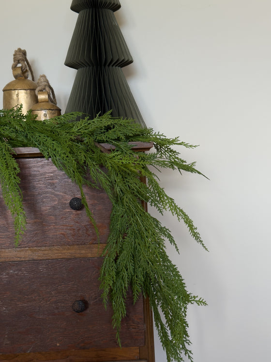 5.5' Cedar Garland
